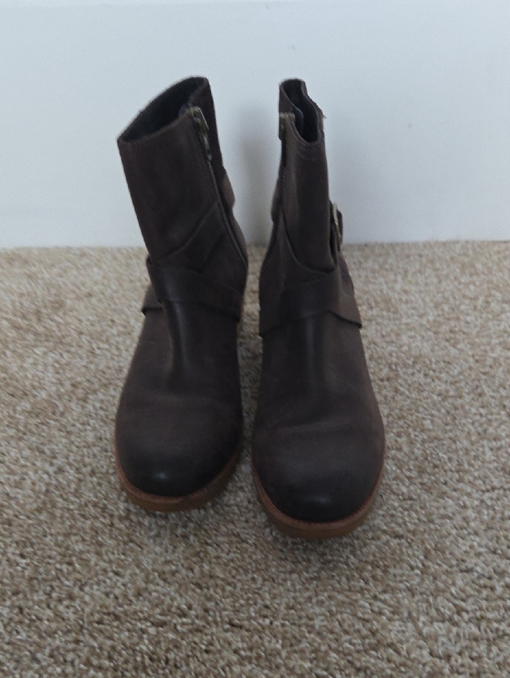 Sorel Dark Brown Leather Ankle Booties with Side Zip